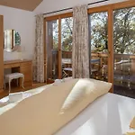 Racer's Retreat Apt-2 By Interhome