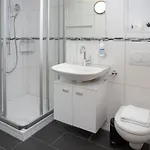 Racer's Retreat Apt-2 By Interhome *