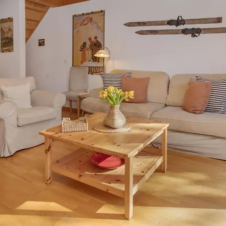 Racer's Retreat Apt-2 By Interhome