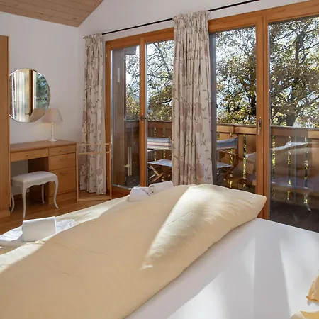 Racer's Retreat Apt-2 By Interhome
