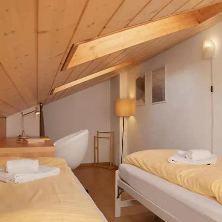 Racer's Retreat Apt-2 By Interhome Lejlighed Wengen